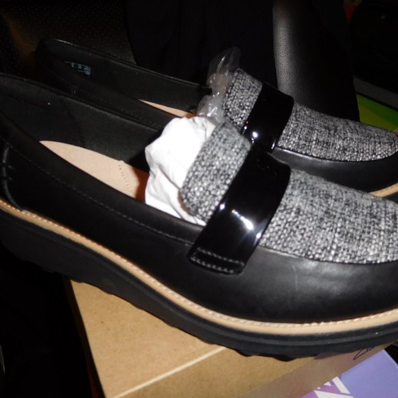 Clarks Shoes - NIB 9M CLARKS SHARON GRACIE BLACK COMBI LEATHER FABRIC LOAFER